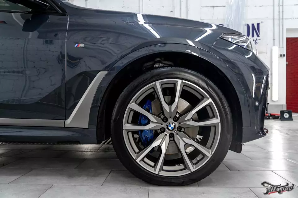 BMW X7M50D. Химчистка салона и защита кожи керамикой. Керамика на кузов.